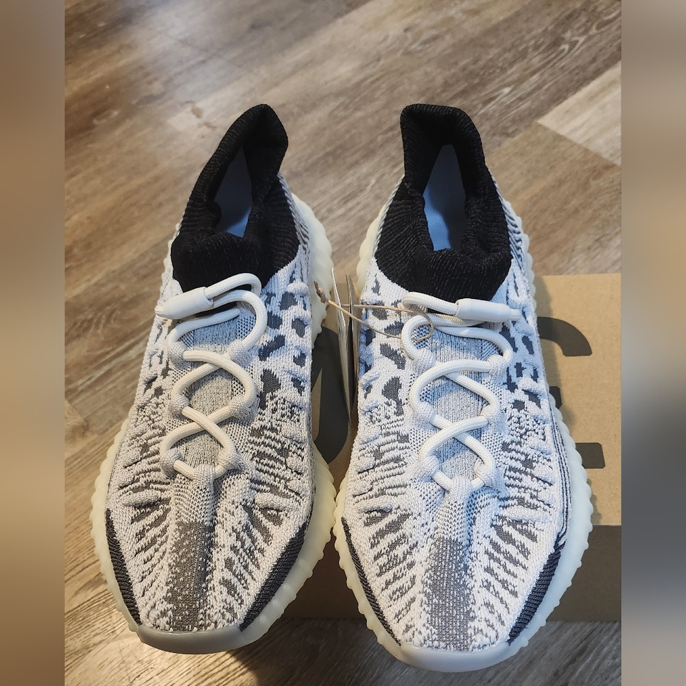 Adidas yezzy boost